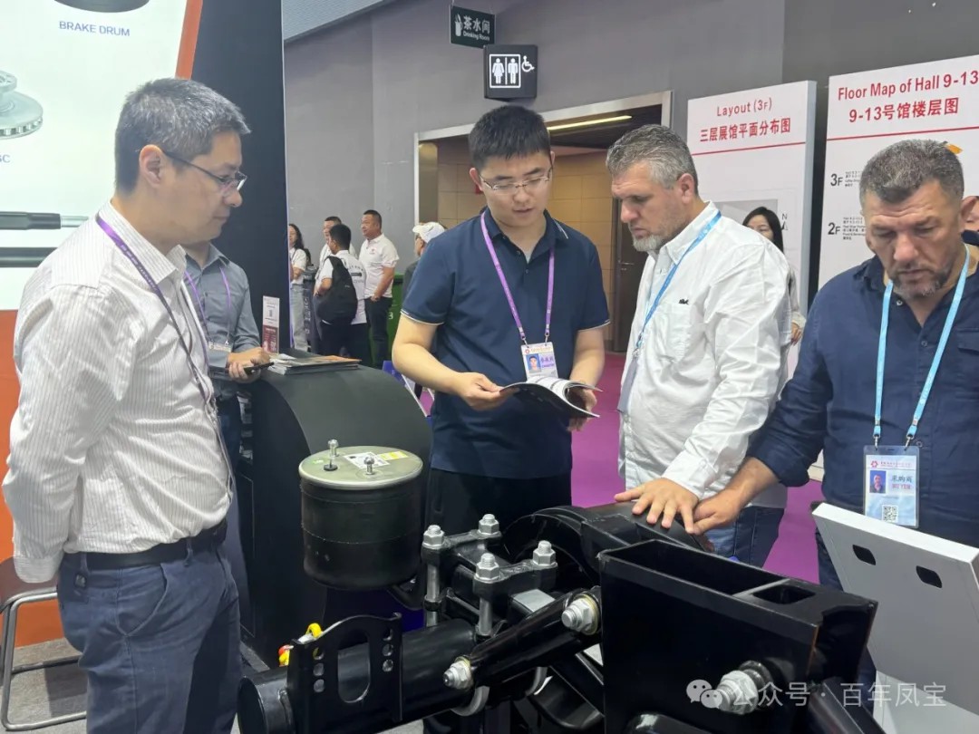 积极应对关税挑战 精准布局新兴市场——开云网_开云网(中国)重科参加137届广交会